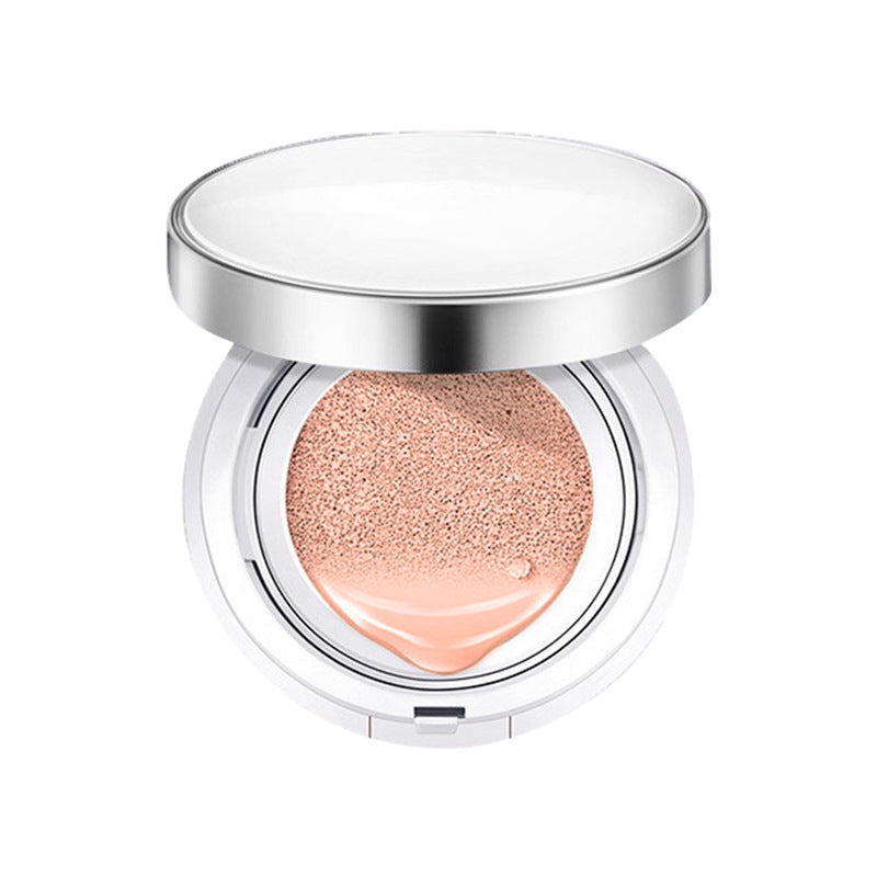 Natural-toned BB cream for commuting, portable use; covers blemishes and acne spots, and brightens the skin