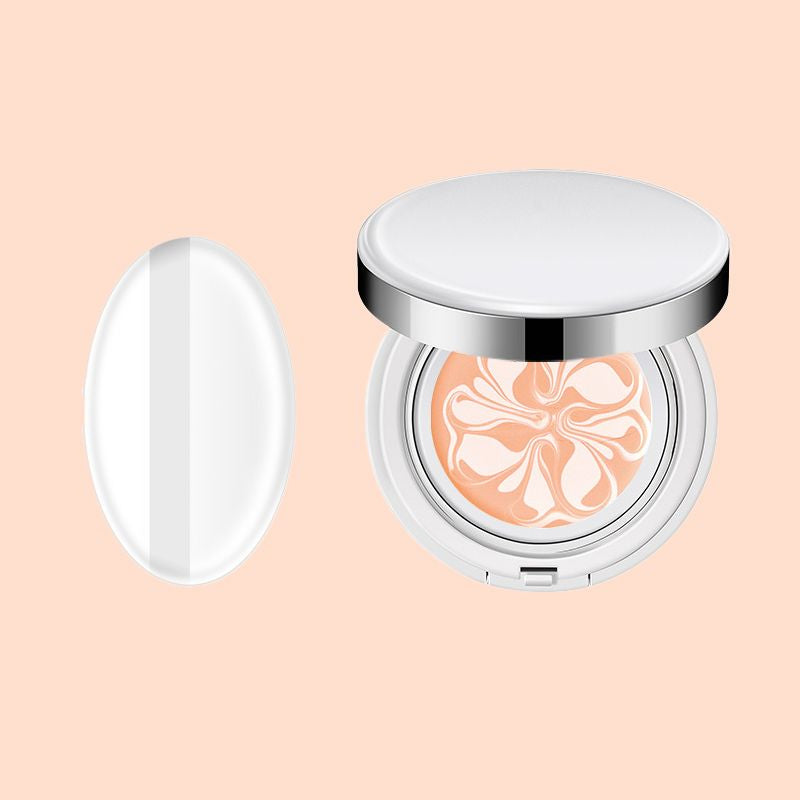 Natural-looking foundation for commuting – lightweight, moisturizing, and concealing, with an air cushion formula