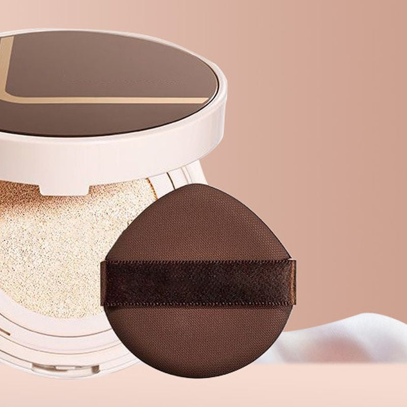 Cushion foundation, cushion BB cream – provides long-lasting coverage, does not smudge easily, and offers moisturizing and oil-control properties