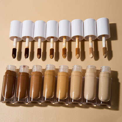 Concealer with matte, moist, and luminous finish – does not clog the pores