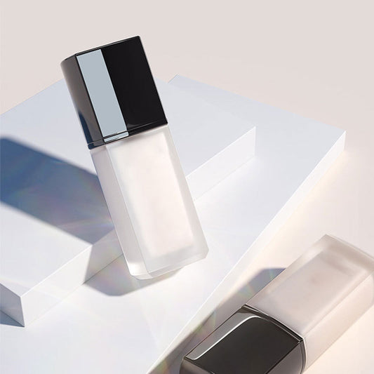 Foundation for dry and oily skin – provides long-lasting coverage and a brightening effect