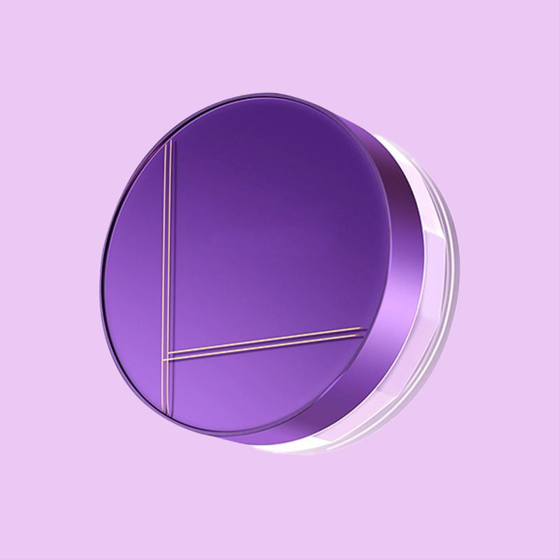 Water-resistant powder with long-lasting oil-control and non-shaking effect. Suitable for dry skin, offering a matte finish and stable makeup