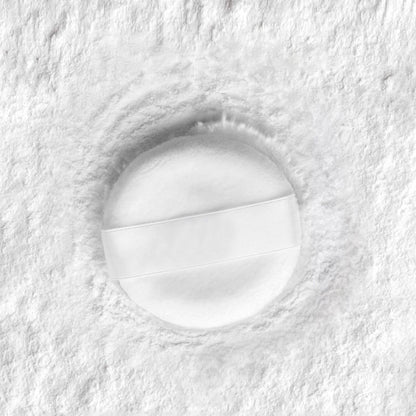 Powder fixative that is waterproof, sweat-resistant, long-lasting. Suitable for oily skin and sensitive skin types without smudging