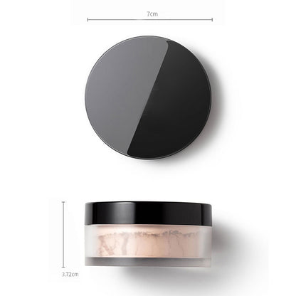 Soft-lighting powder with lightweight coverage, moisturizing properties, and a delicate texture that doesnt wash off easily
