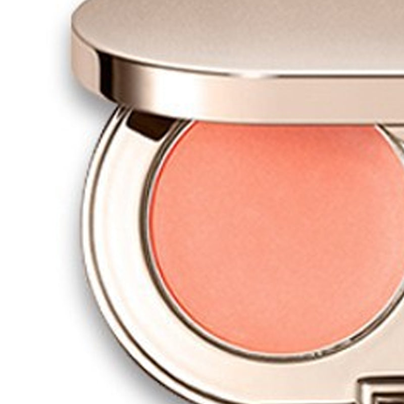 Two-color blush, highlight, and contouring powder cake that doesnt flake off easily
