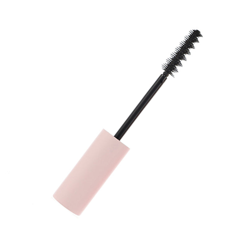 Thick, curled, smudge-resistant mascara with waterproof formula and extended wear