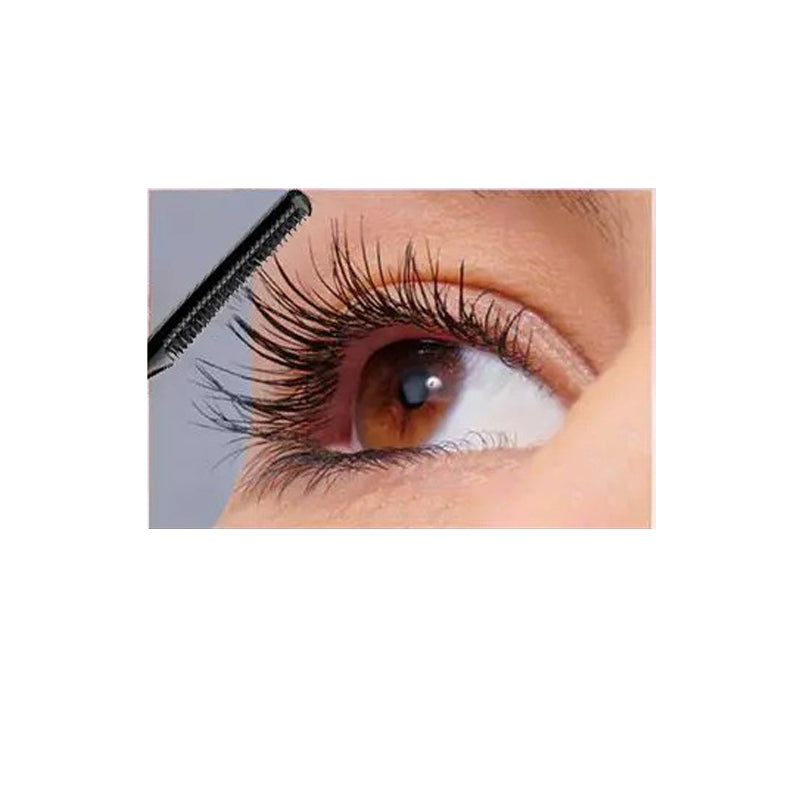 Black Tube Mascara: Long, Curved Base Gel that Provides Staying Power without Smudging