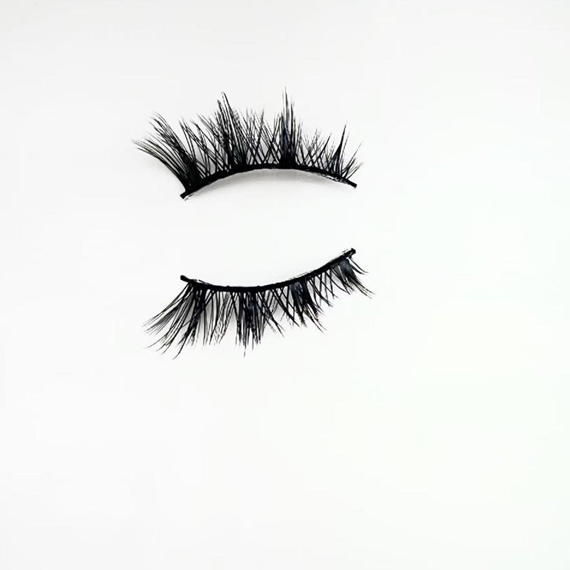 10 pairs of short, half-length fake eyelashes for a natural and everyday makeup look