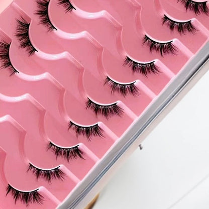 10 pairs of short, half-length fake eyelashes for a natural and everyday makeup look