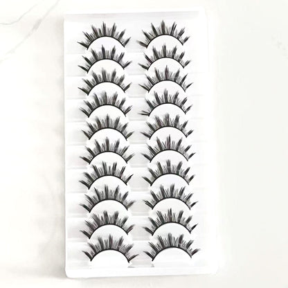 Fake eyelashes look natural when used for cosplay comic-style eyelashes
