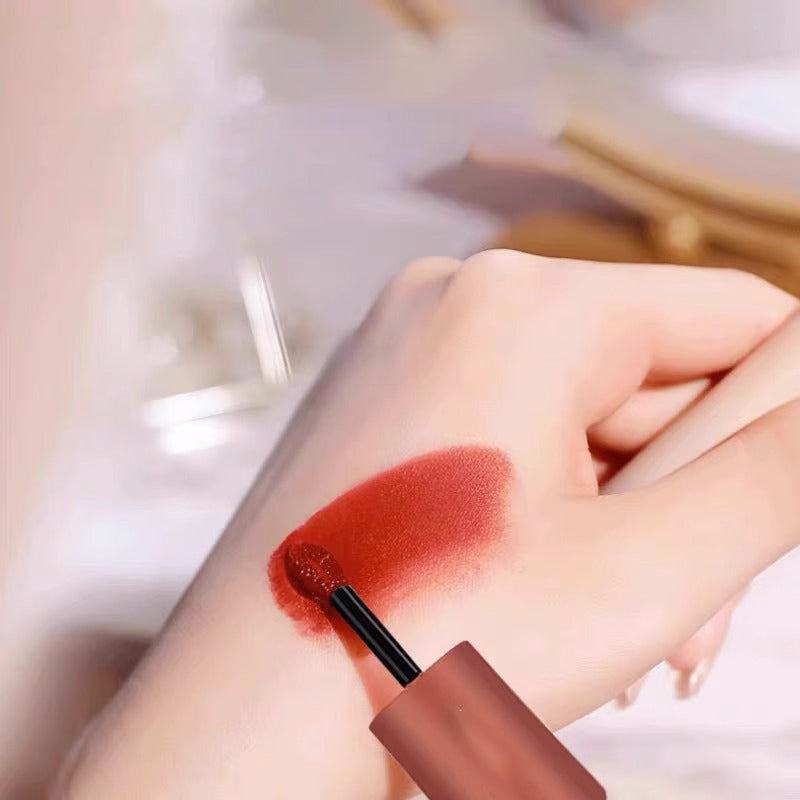 Small waist lip gloss lipstick sample set, brand's bare face set, lipstick that doesn't transfer, affordable for female students.