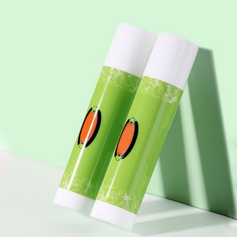 Lip balm for women, moisturizing, hydrating, anti-chapped, suitable for students, colorless, reduces lip lines, and can be used as a lipstick base.