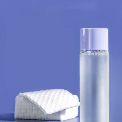 Amino acid thermal spring makeup remover gently and deeply cleanses the eyes, lips and face.