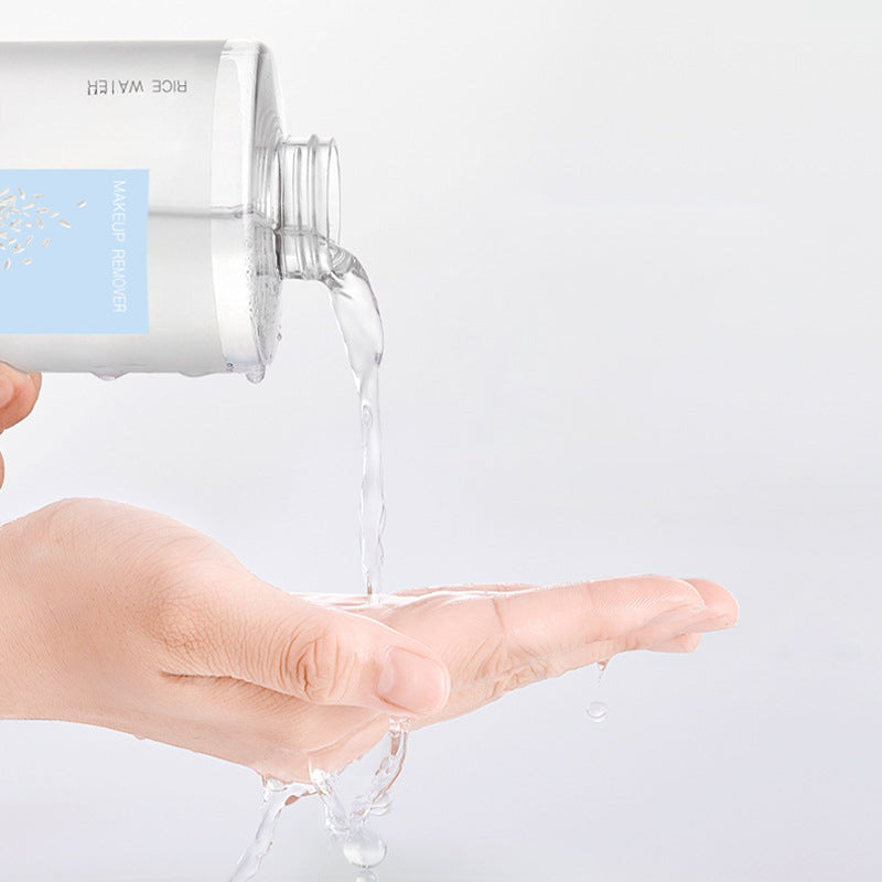 Rice water makeup remover deeply cleanses, is gentle, non-irritating, non-greasy, hydrating, moisturizing, and exfoliates pores.
