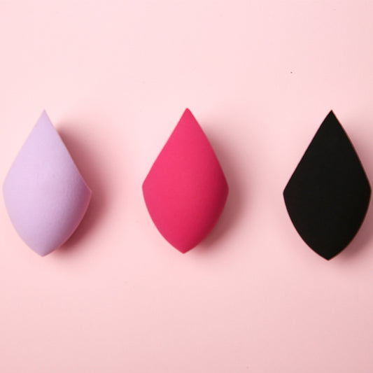 Hydrophilic non-latex rocket-shaped olive-shaped bi-section powder puff, suitable for both dry and wet use.