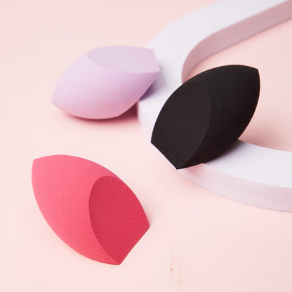 Hydrophilic non-latex rocket-shaped olive-shaped bi-section powder puff, suitable for both dry and wet use.